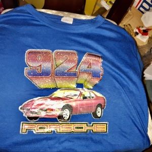 1986 924 Porsche tee